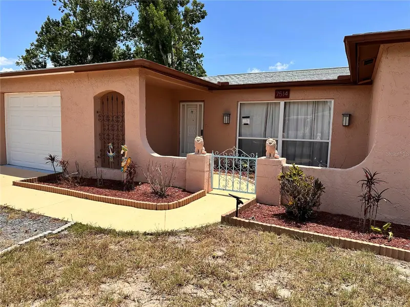 7514 San Moritz Dr, FL