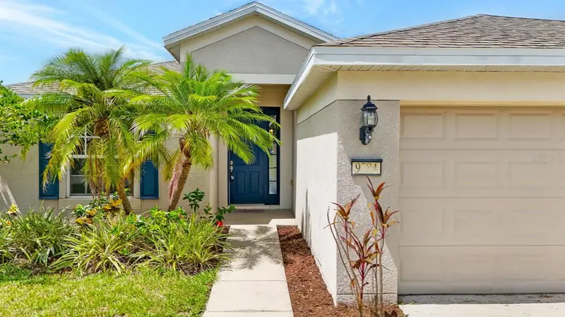 9784 50th Street Cir E, FL
