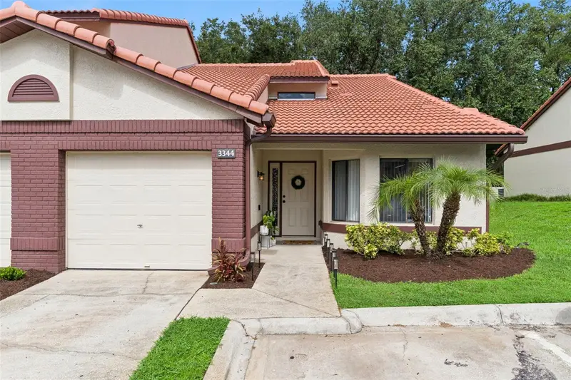 3344 Gray Fox Cv #4, FL