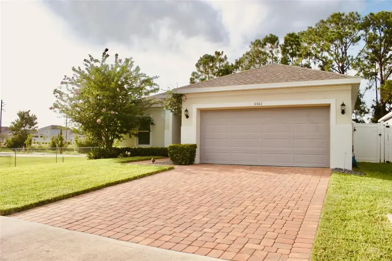 5501 Sabal Dr, FL