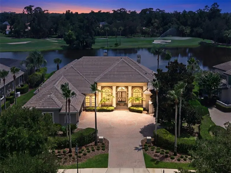 Alaqua Lakes listing