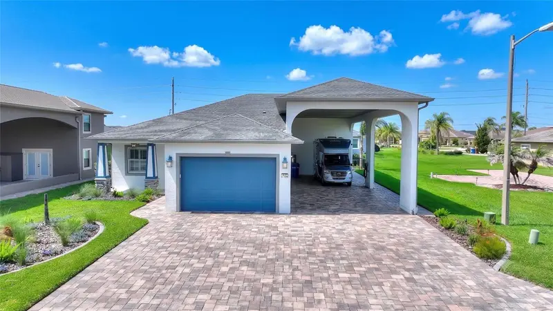 Polk City listing