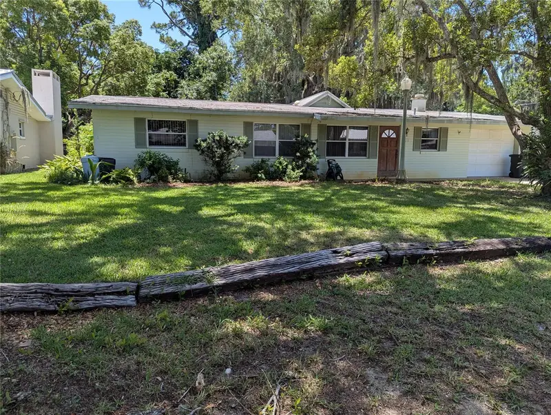 308 Trudgeon Dr, FL
