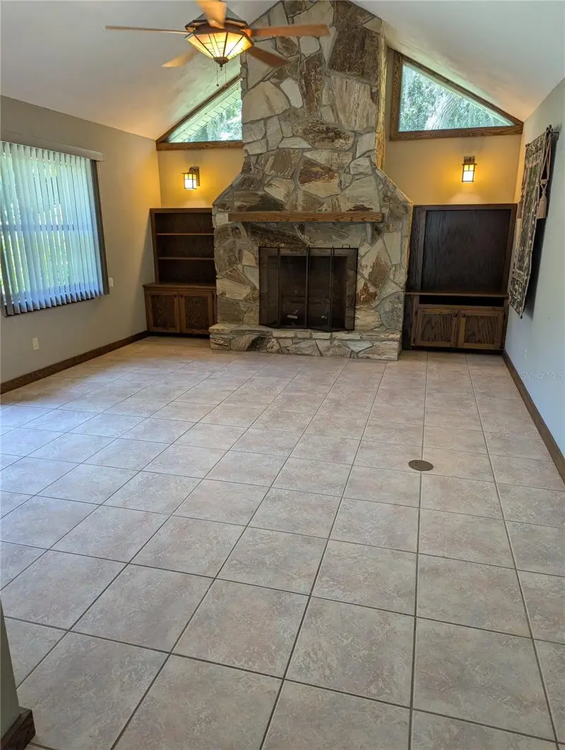 308 Trudgeon Dr, FL