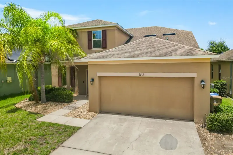 1612 Pine Marsh Loop, FL