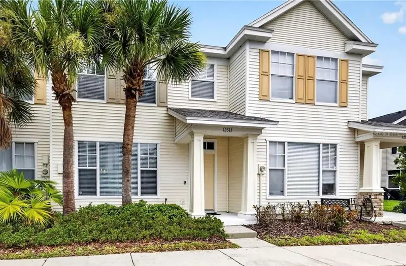 12315 Country White Cir, FL