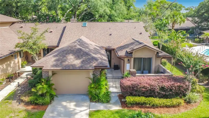 456 Newton Pl, FL