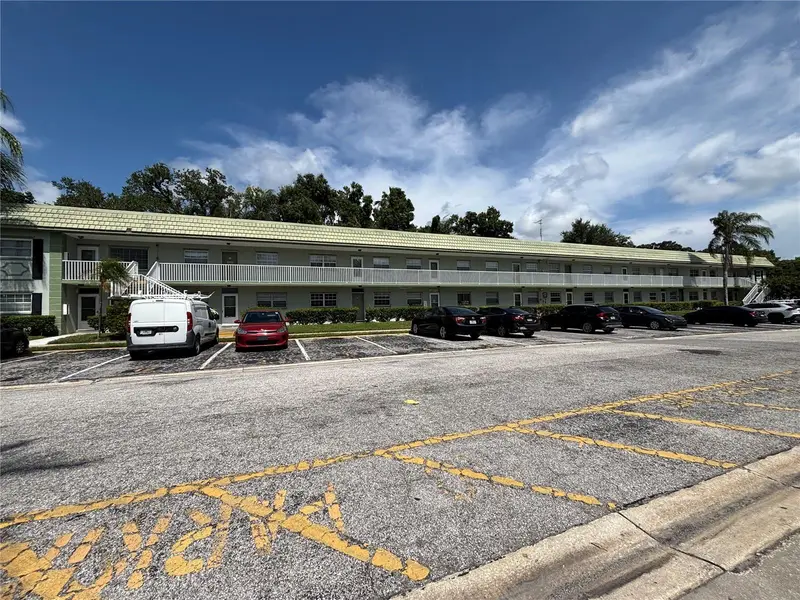 1433 S Belcher Rd #G1, FL