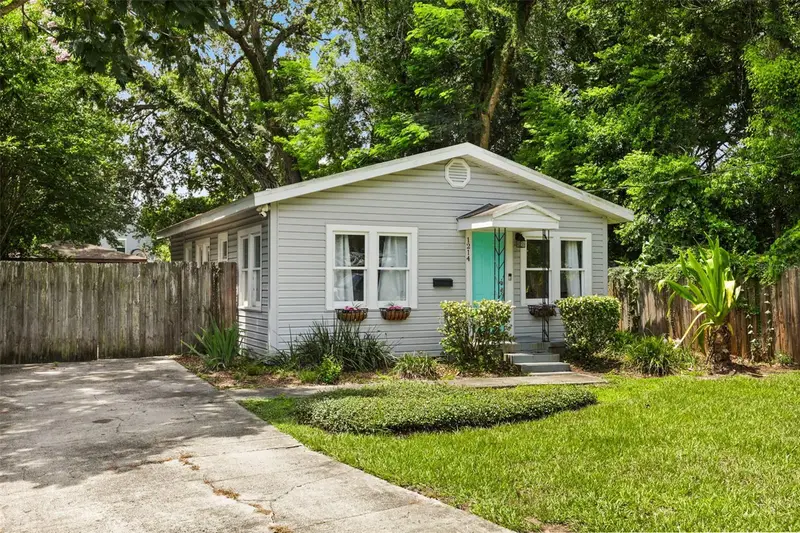 1214 E Harding St, FL
