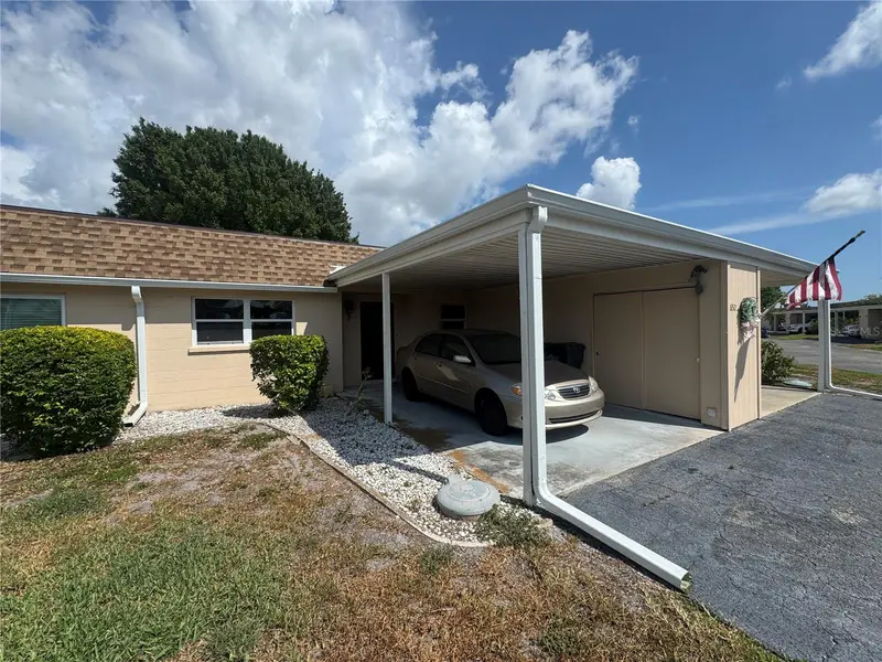 652 Park Cir, FL
