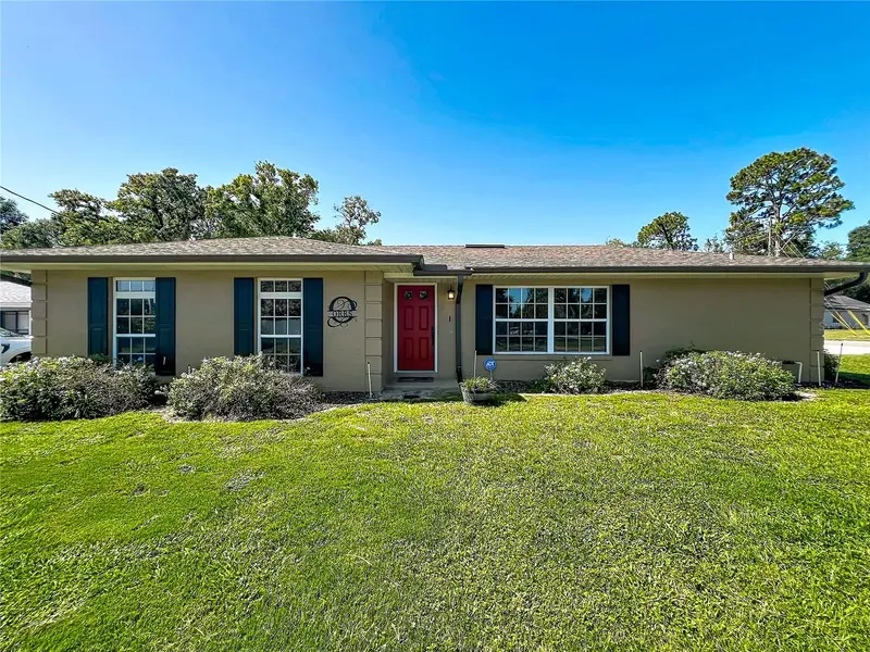 300 Oakhurst St, FL