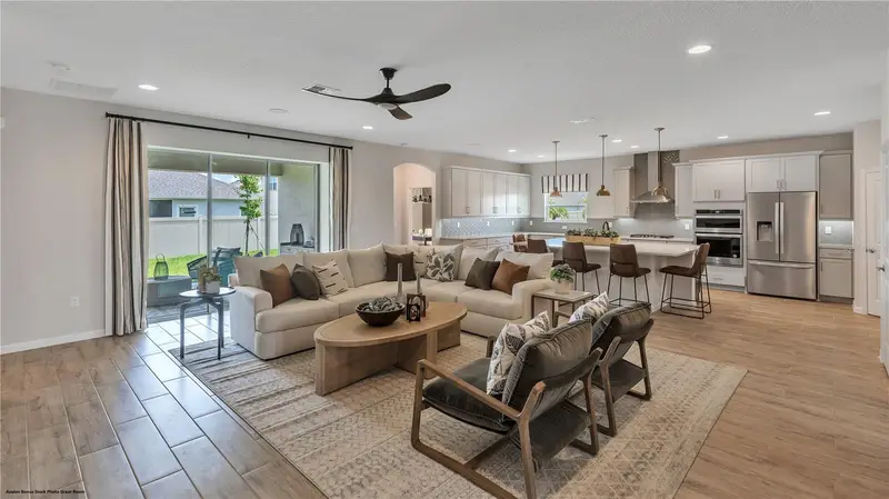 3547 Cynthia Ln, FL