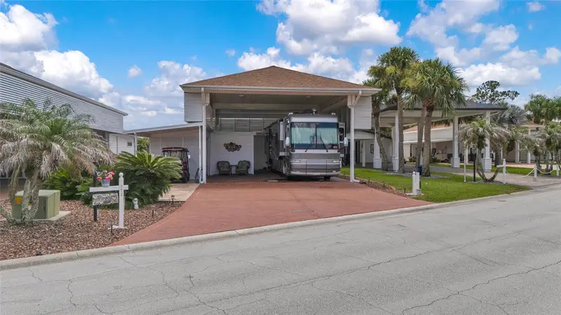 312 Club Cove Dr, FL