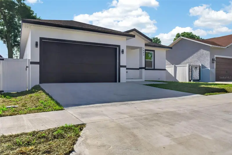 1603 Wright Dr, FL