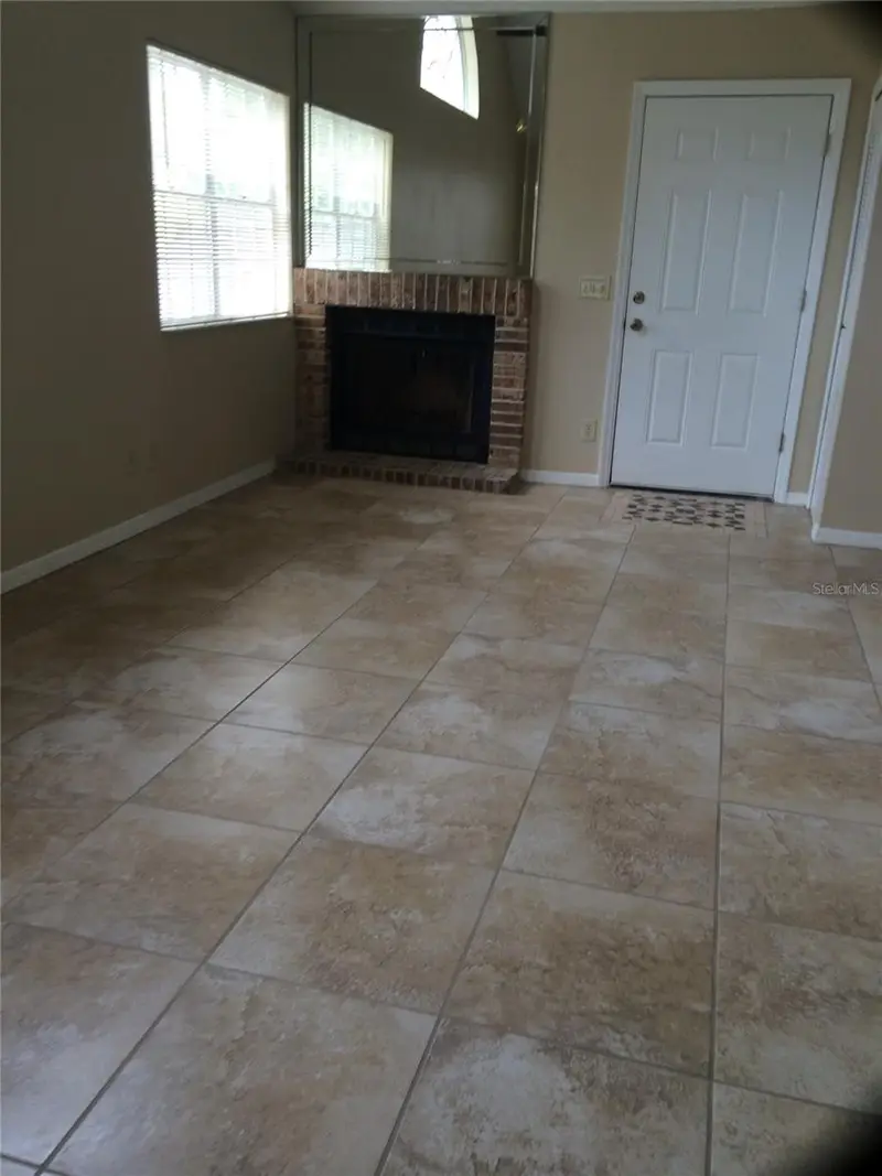 625 Greencove Ter #120, FL