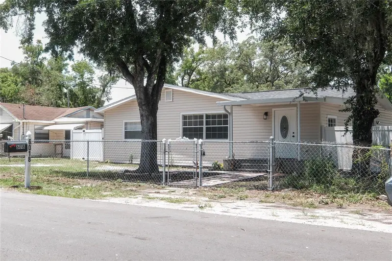 6018 N 49th St, FL