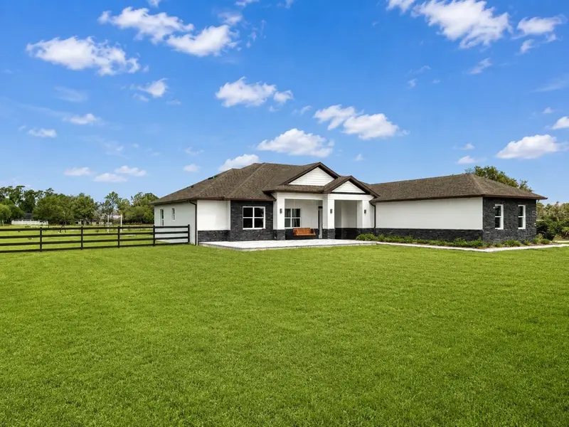 29121 Can Do Ln, FL