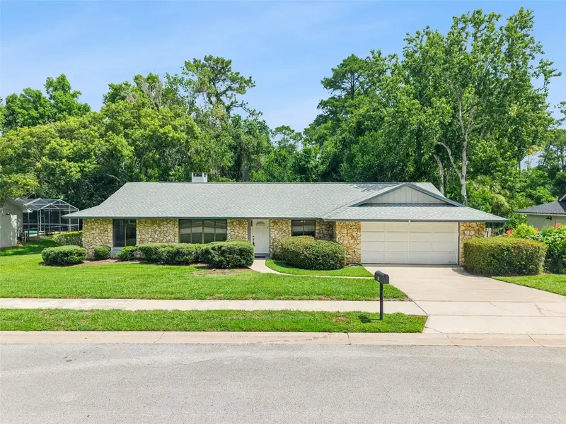Markham Woods Corridor listing