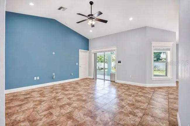3975 Sunnywood Cir, FL