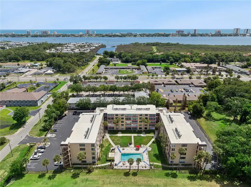 325 Wilder Blvd #A404, FL