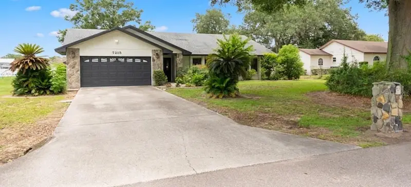 7213 Regent Dr, FL