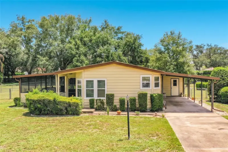 8233 County Road 109b, FL