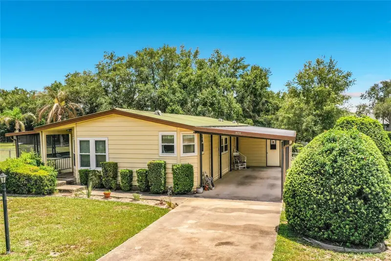 8233 County Road 109b, FL