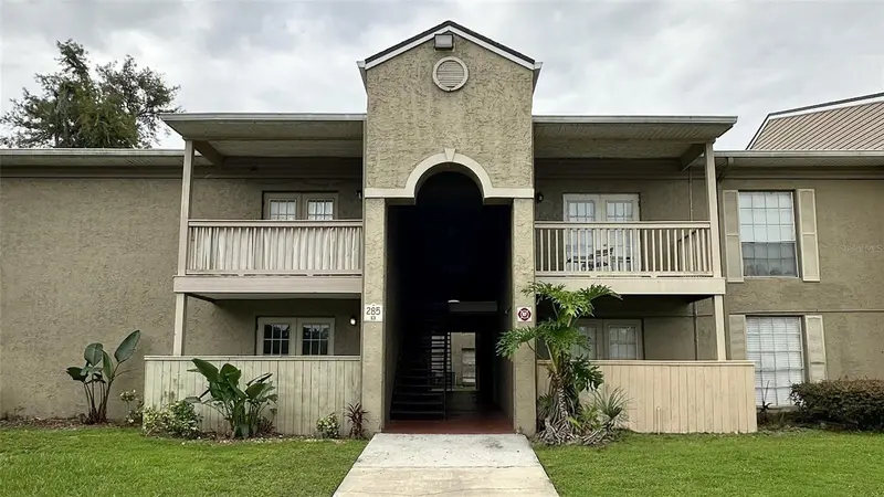 285 Wymore Rd #105, FL