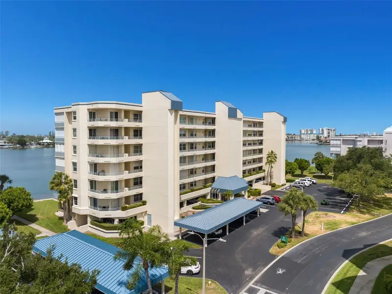 7984 Sailboat Key Blvd S #306, FL