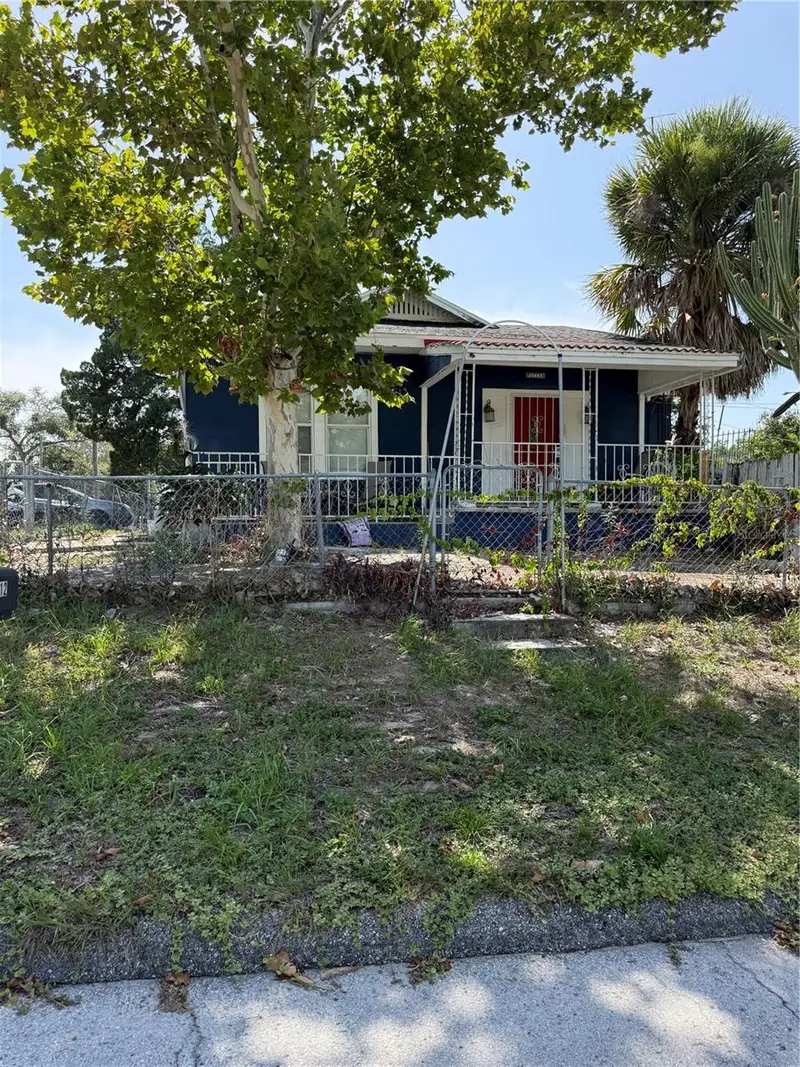 3012 N Albany Ave, FL