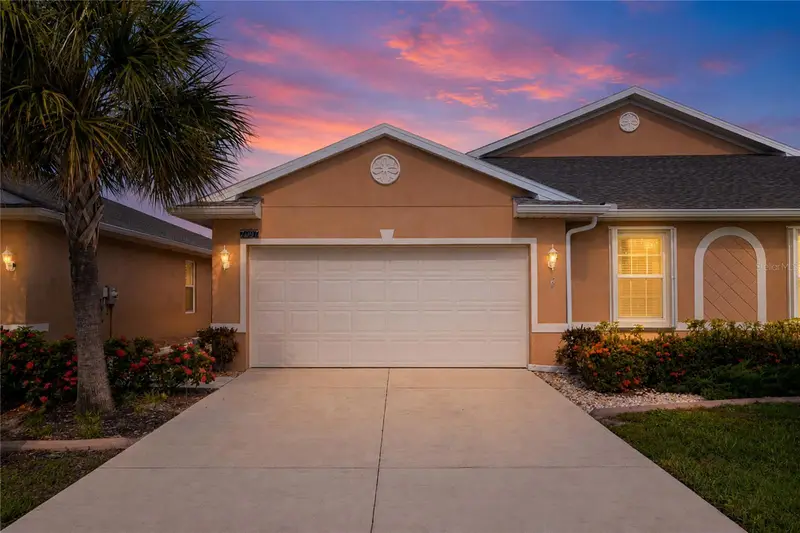 7097 W Lenox Cir, FL