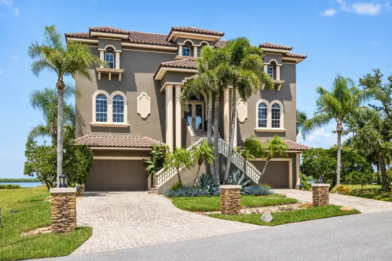 4631 Harborpointe Dr, FL