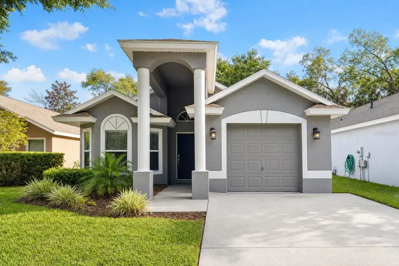 5834 Tanagerlake Rd, FL