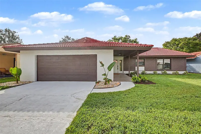 10604 Whitman Cir, FL