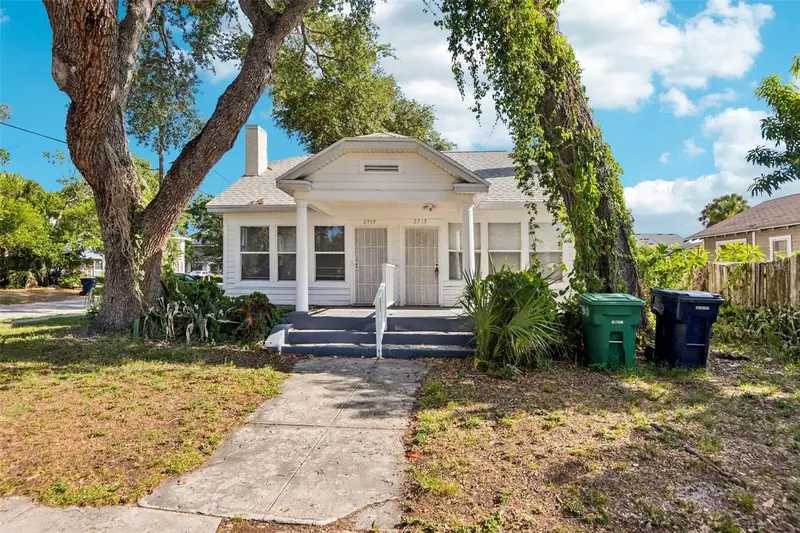 2715 W North A St, FL