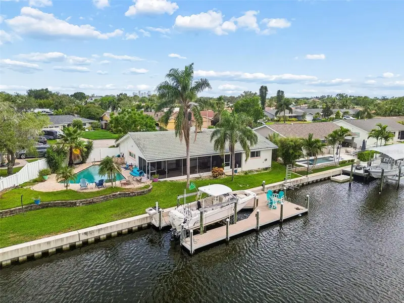 1473 50th Ave Ne, FL