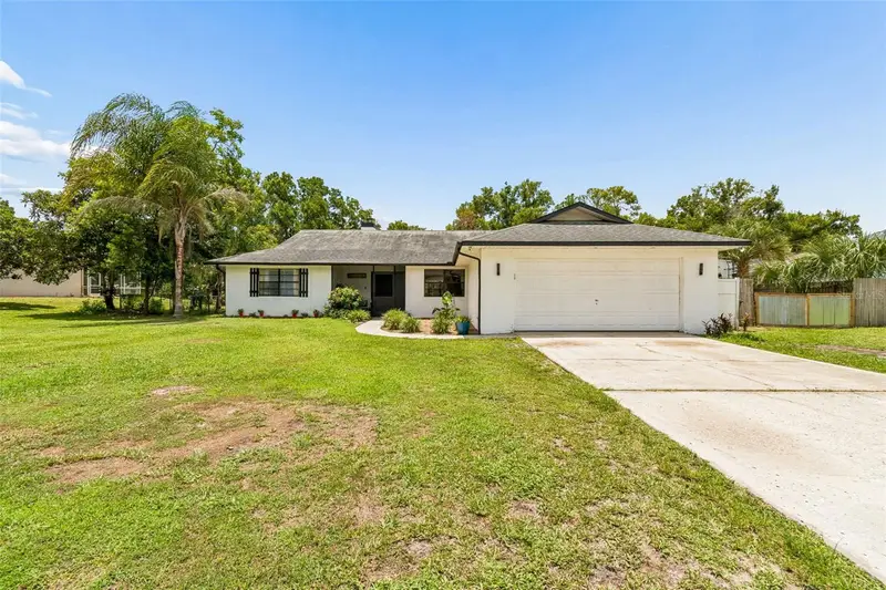 22408 Shoreside Dr, FL