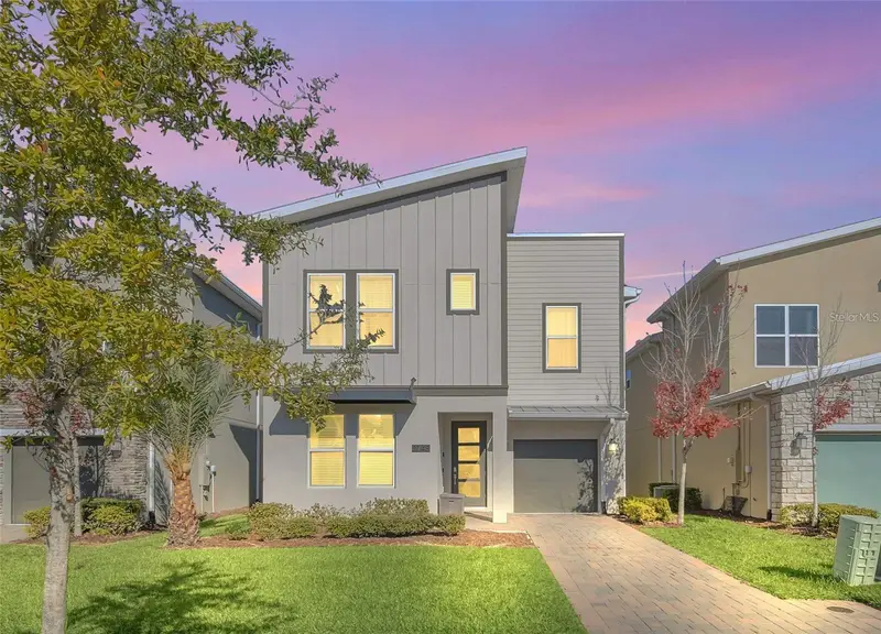 2748 Bookmark Dr, FL