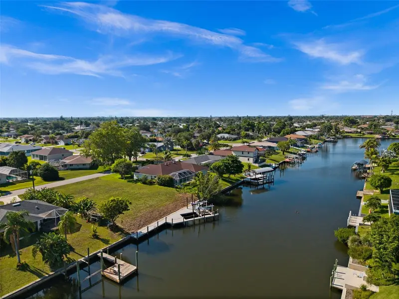 3022 Se 6th Ave, FL