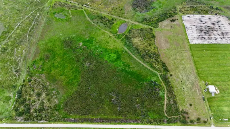 County Line Rd E, FL