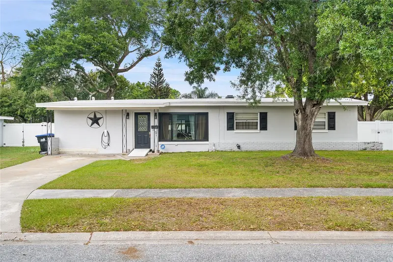 1307 Baltimore Dr, FL