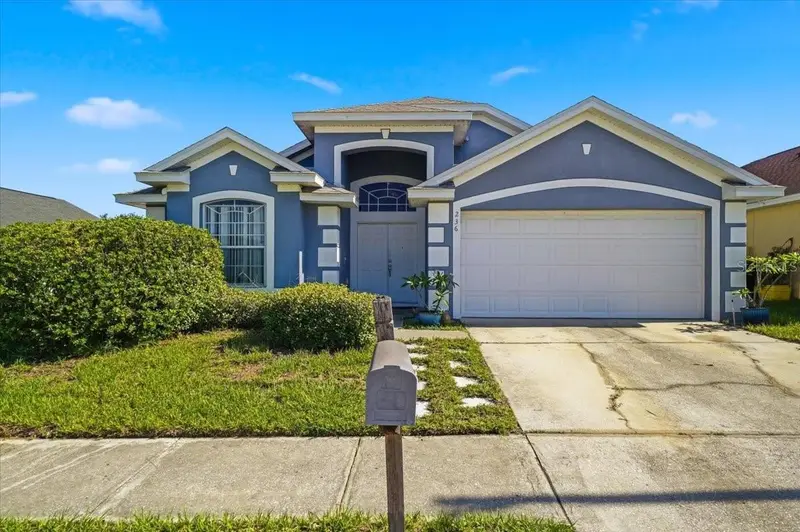 236 Somerset Dr, FL