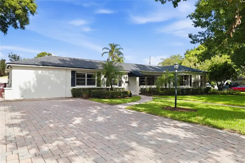 2918 Carl Ter, FL