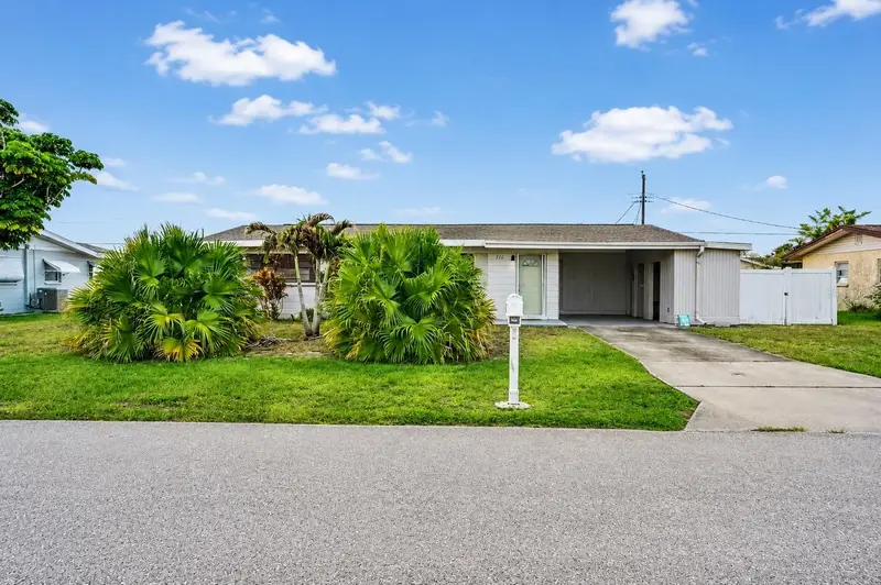Venice Gardens listing