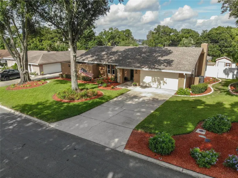 5456 Houston Dr, FL