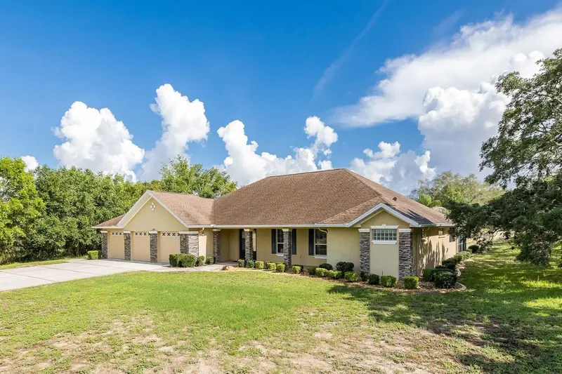 343 Royal Palm Way, FL