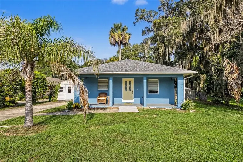 156 Gaines St, FL