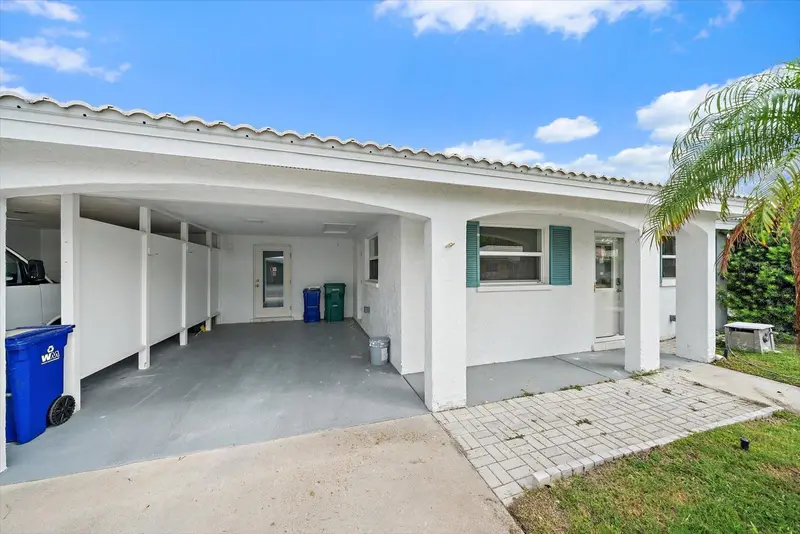 683 Spanish Dr S #214, FL