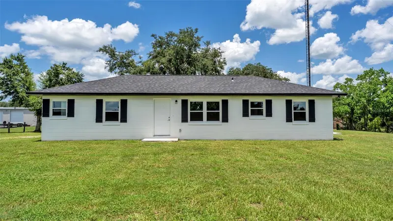 11637 Us Highway 98 N, FL