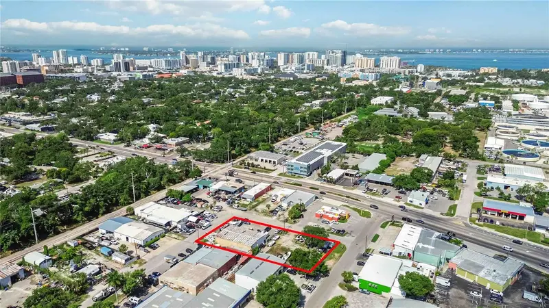 2011 Cornell St, FL